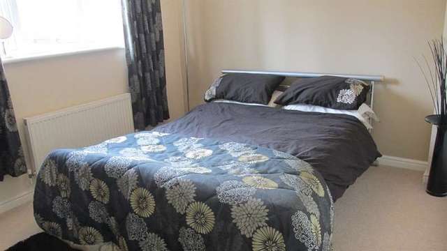  Image of 4 Bedroom Detached for sale at Loughor Swansea Swansea, SA4 6UJ