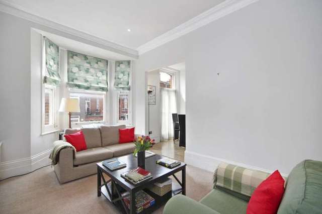  Image of 2 Bedroom Flat to rent at Callow Street  London, SW3 6BJ