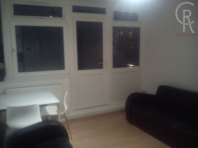  Image of 2 Bedroom Flat to rent at Murray Grove  London, N1 7PX