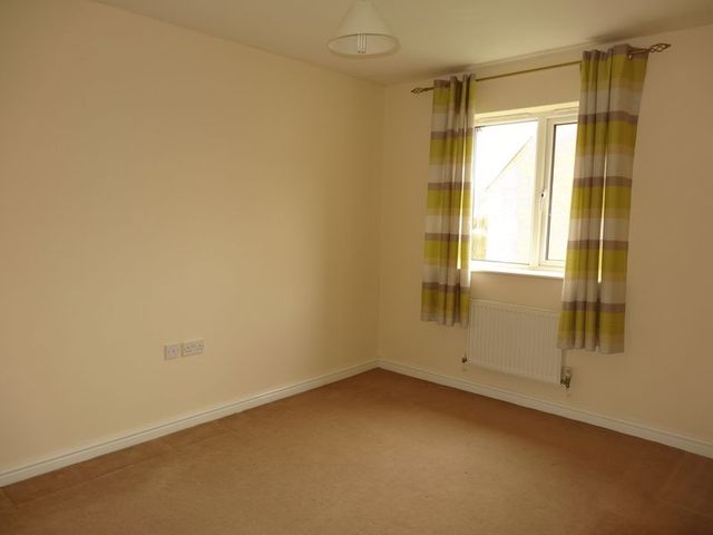  Image of 3 Bedroom Property to rent at Chandlers Croft Ibstock Leicestershire, LE67 6PR