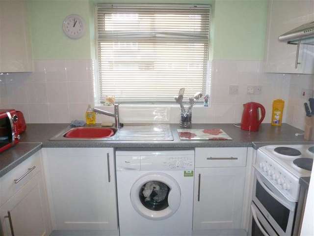  Image of 1 Bedroom Ground Flat for sale at Erith Kent Erith, DA8 2PW
