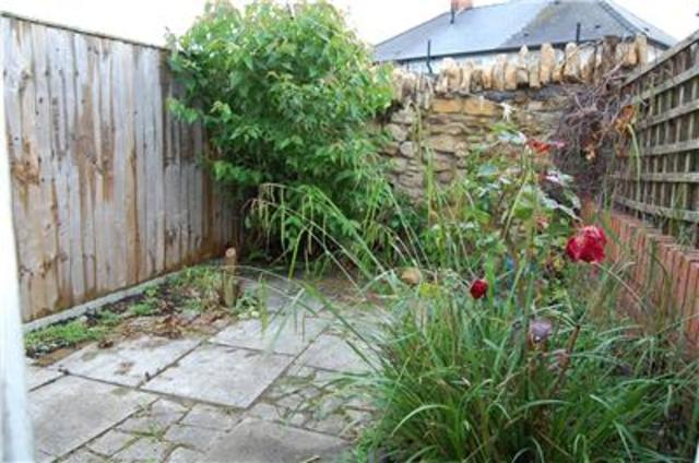  Image of 2 Bedroom Terraced to rent at Leckhampton  Gloucestershire, GL53 7NX