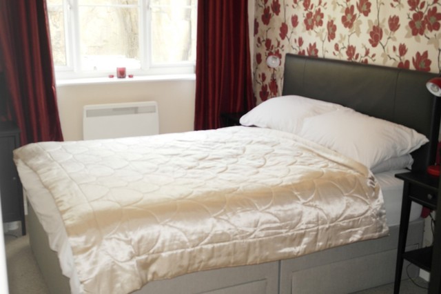  Image of 2 Bedroom Apartment for sale at Newlay, LS13 1GE