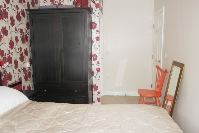  Image of 2 Bedroom Apartment for sale at Newlay, LS13 1GE