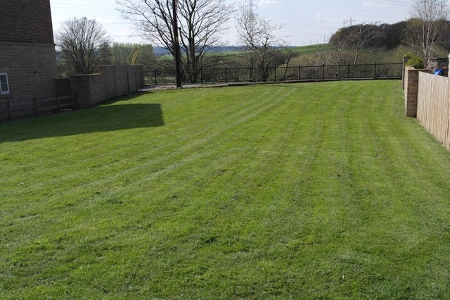  Image of 2 Bedroom Apartment for sale at Newlay, LS13 1GE