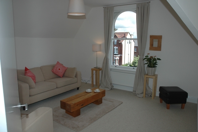  Image of 3 Bedroom Apartment to rent at Southport, PR9 0HQ