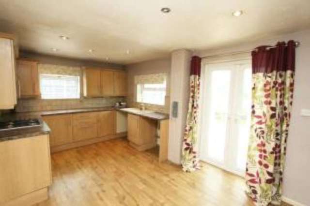  Image of 3 Bedroom Semi-Detached for sale at Waterthorpe Sheffield Halfway, S20 7HD