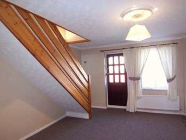  Image of 2 Bedroom Detached to rent at Mead Fields  Bridport, DT6 5RF