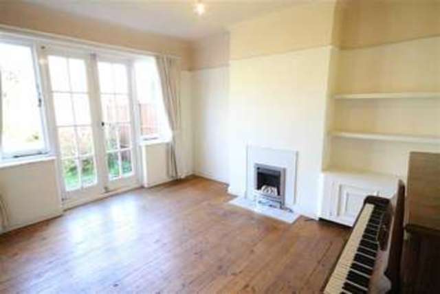  Image of 3 Bedroom Property for sale at Norton Road Uxbridge Uxbridge, UB8 2PT