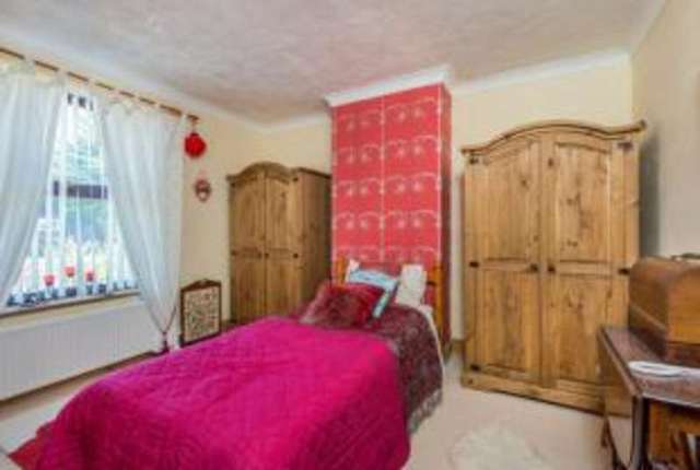  Image of 3 Bedroom Semi-Detached for sale at Norwich Norfolk Hellesdon, NR6 6LX