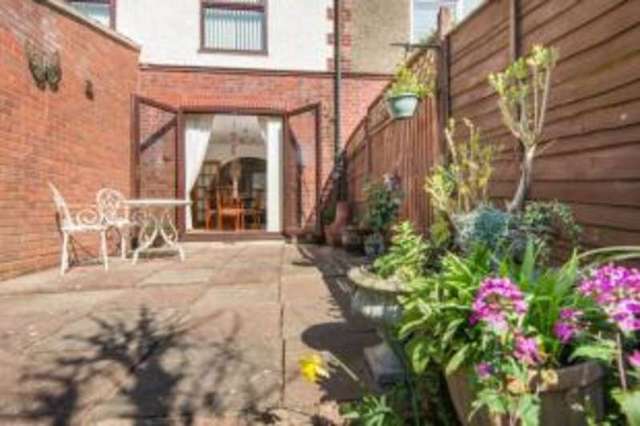  Image of 3 Bedroom Semi-Detached for sale at Norwich Norfolk Hellesdon, NR6 6LX