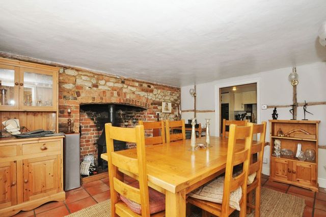  Image of 4 Bedroom Detached for sale at Paper Mill Lane  South Moreton, OX11 9AH