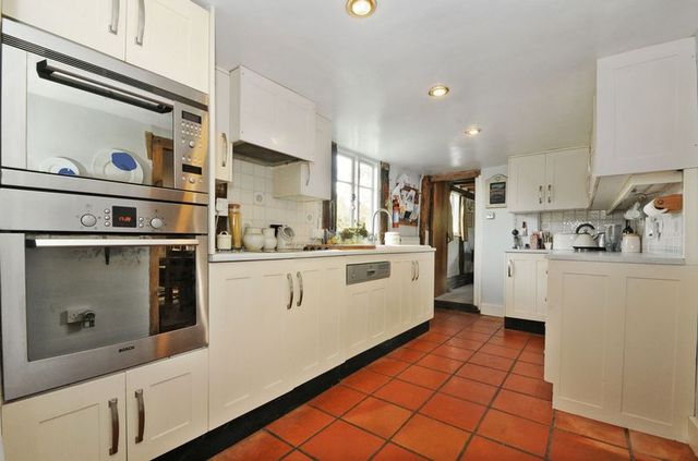  Image of 4 Bedroom Detached for sale at Paper Mill Lane  South Moreton, OX11 9AH