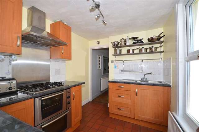  Image of 3 Bedroom Terraced for sale at Gillingham Kent Gillingham, ME7 5JE