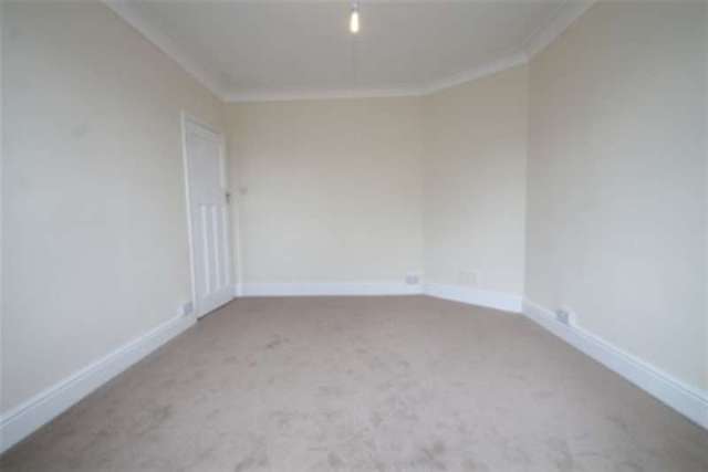  Image of 2 Bedroom Detached to rent at London, SE20 8AE
