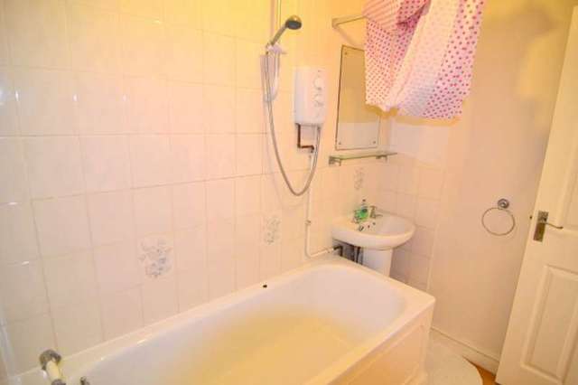  Image of 1 Bedroom Flat to rent at Seafire Court Mitchell Close Southampton, SO19 7SP