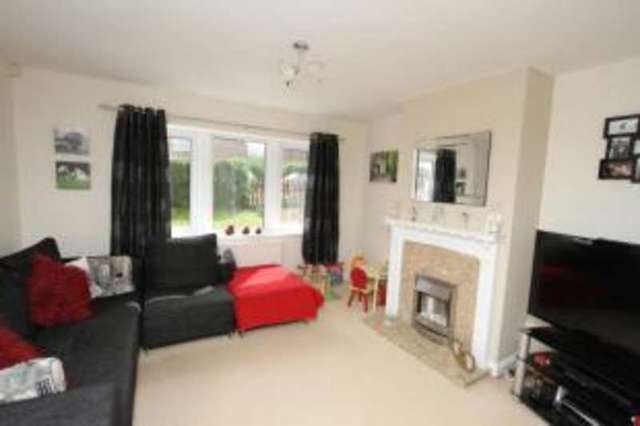  Image of 3 Bedroom Semi-Detached for sale at Holmewood Chesterfield Williamthorpe, S42 5TP