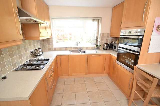  Image of 3 Bedroom Detached for sale at Chandler