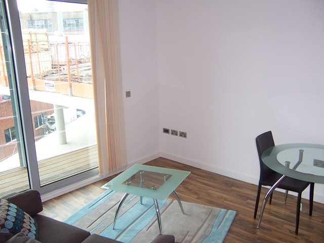  Image of 1 Bedroom Flat to rent at Velocity Village  Sheffield, S1 4BP