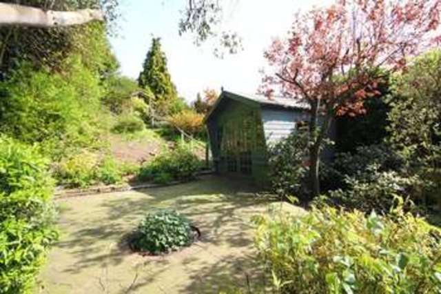  Image of 2 Bedroom Detached for sale at Sylvia Avenue Hatch End Pinner, HA5 4QL