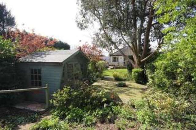  Image of 2 Bedroom Detached for sale at Sylvia Avenue Hatch End Pinner, HA5 4QL