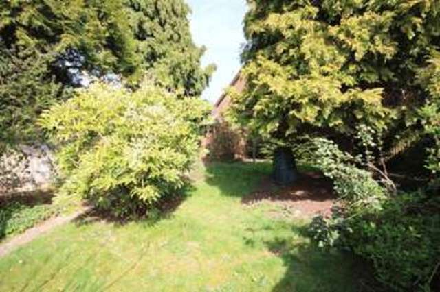  Image of 2 Bedroom Detached for sale at Sylvia Avenue Hatch End Pinner, HA5 4QL