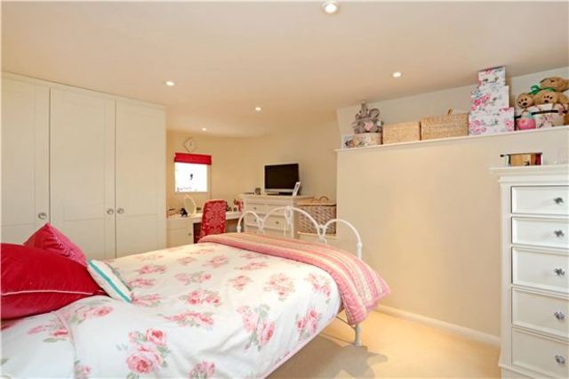  Image of 4 Bedroom Detached for sale at Upton Cheyney Bitton Upton Cheyney, BS30 6NE