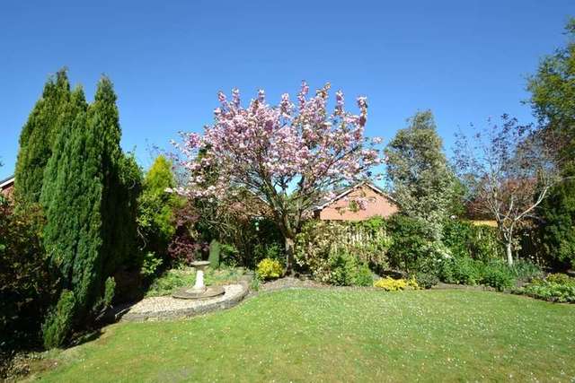  Image of 4 Bedroom Detached for sale at Verwood, BH31 6LA