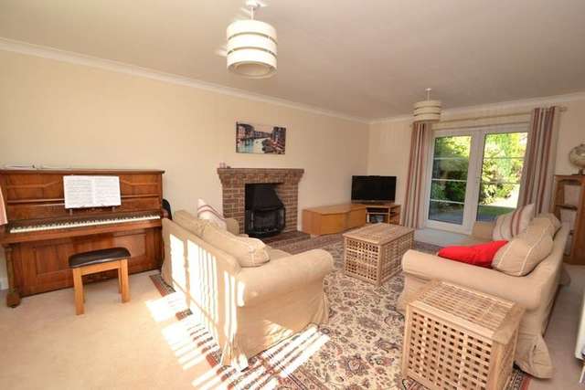  Image of 4 Bedroom Detached for sale at Verwood, BH31 6LA