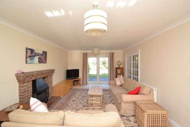  Image of 4 Bedroom Detached for sale at Verwood, BH31 6LA