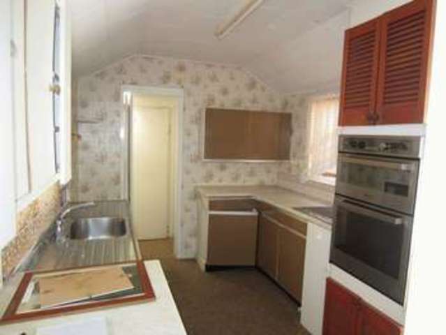  Image of 2 Bedroom Semi-Detached for sale at Victoria Road Springbourne Bournemouth, BH1 4RR
