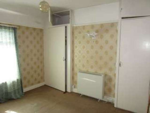  Image of 2 Bedroom Semi-Detached for sale at Victoria Road Springbourne Bournemouth, BH1 4RR