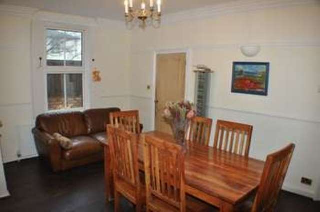  Image of 4 Bedroom Detached for sale at Walton Road  West Molesey, KT8 2HY
