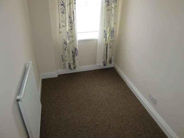  Image of 3 Bedroom Terraced to rent at Weston Lane Tysley Birmingham, B11 3RX