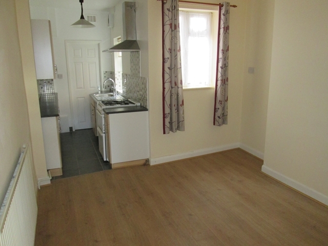  Image of 3 Bedroom Terraced to rent at Weston Lane Tysley Birmingham, B11 3RX