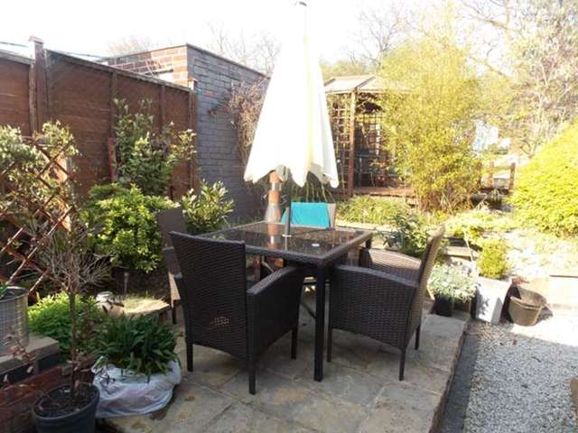  Image of 3 Bedroom Semi-Detached for sale at Windsor Close Trowell Nottingham, NG9 3PU