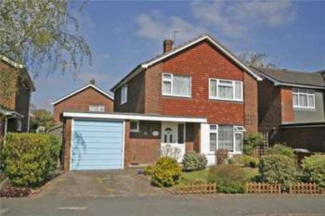  Image of 3 Bedroom Detached for sale at Woodham  Woodham, KT15 3SL