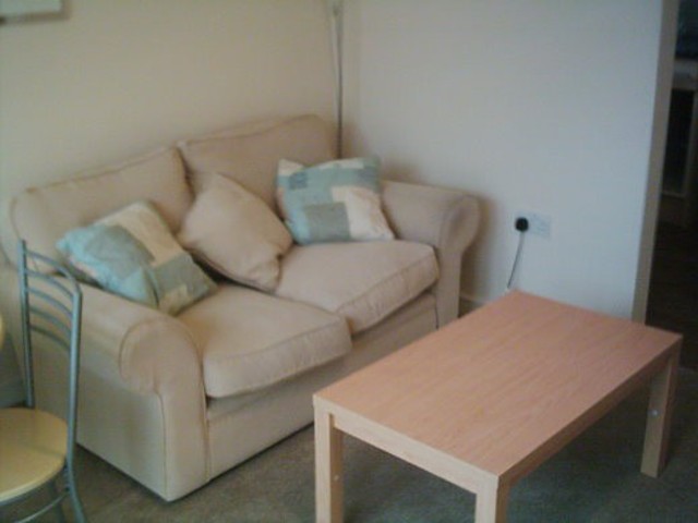  Image of 2 Bedroom Flat to rent at Ipswich, IP2 8JR