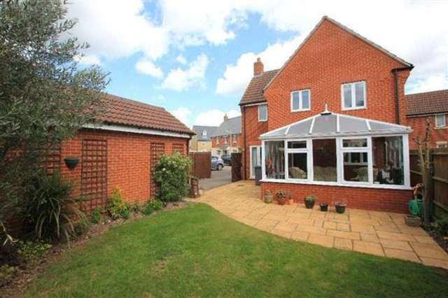  Image of 3 Bedroom Detached for sale at Kesgrave, IP5 2BU