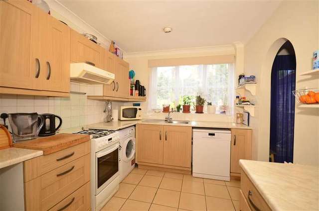  Image of 2 Bedroom Terraced for sale at Maidstone Kent Maidstone, ME15 6RZ