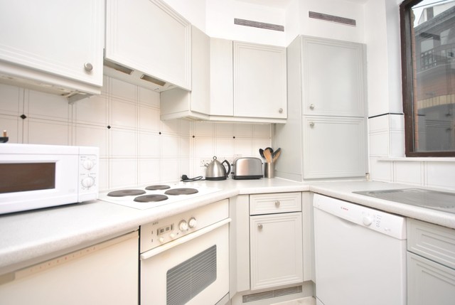  Image of 2 Bedroom Flat for sale at Bourdon Street  London, W1K 3PU