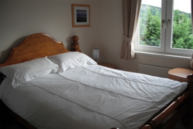  Image of 2 Bedroom Flat to rent at Stirling Town Stirling Stirling, FK9 5AF
