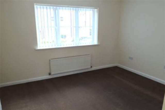  Image of 2 Bedroom Detached to rent at Birmingham, B27 6SU
