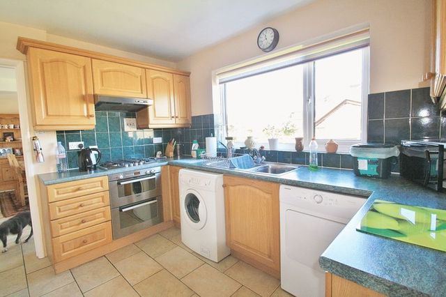  Image of 4 Bedroom Semi-Detached for sale at Queens Road Cholsey Wallingford, OX10 9QX