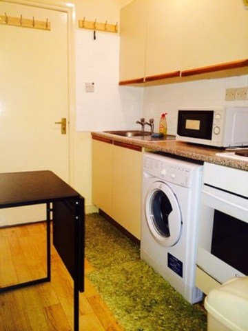  Image of Terraced to rent at CHURCH HILL  WALTHAMSTOW, E17 3AB