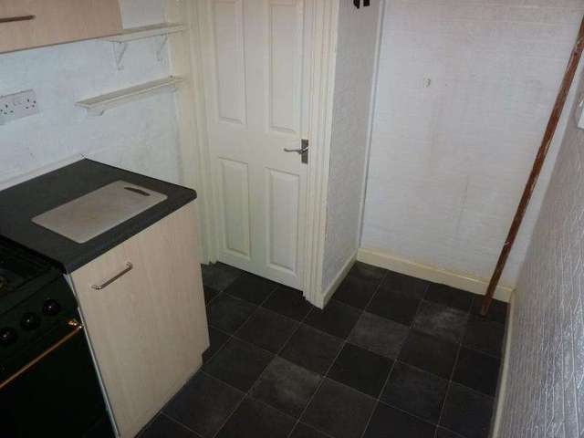  Image of 2 Bedroom Detached to rent at Leeds, LS9 6DG
