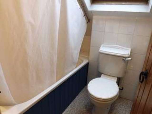  Image of 1 Bedroom Flat for sale at Downlands Avenue  Worthing, BN14 9HE
