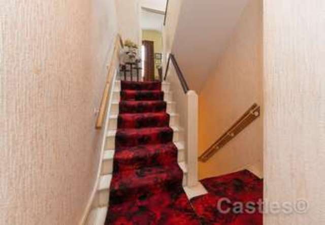  Image of 5 Bedroom Terraced for sale at Eade Road  London, N4 1DJ