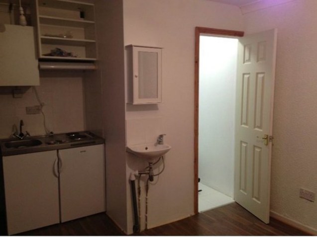  Image of Terraced to rent at GRAMER CLOSE  LEYTONSTONE, E11 4PF
