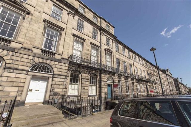  Image of 1 Bedroom Flat to rent at New Town Edinburgh Edinburgh, EH3 6QY